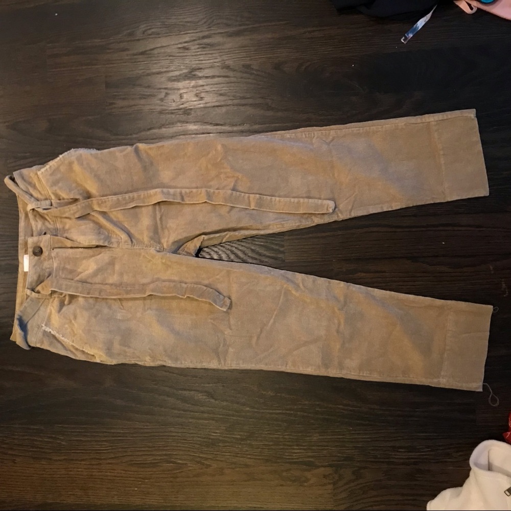 Corduroy beige pants with tie at the waist